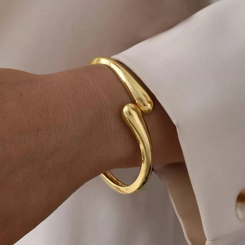 Teardrop Bangle — Sculptural Cuff